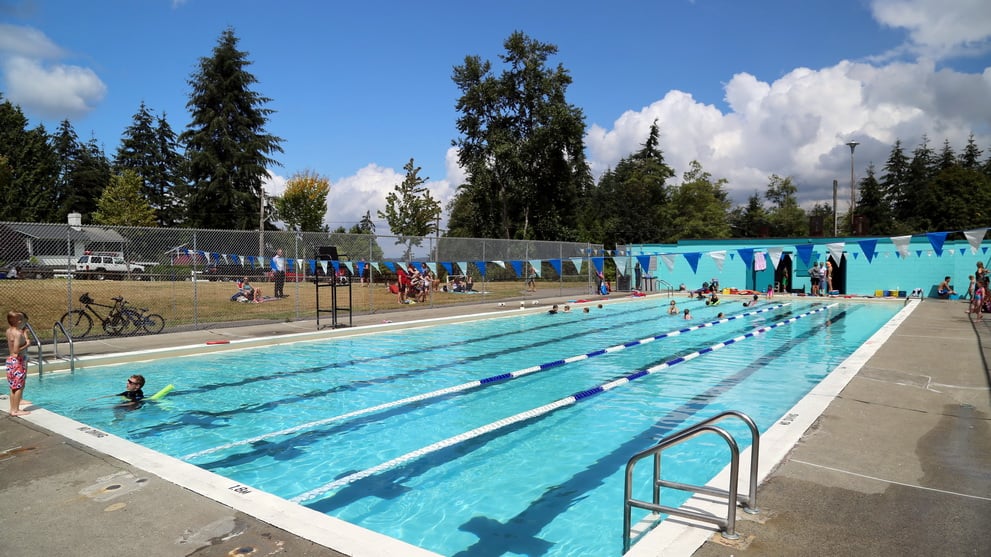 GreenawayOutdoorPool